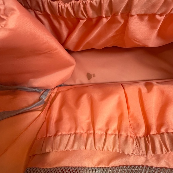 Skip Hop Fit All-Access Diaper Bag, Platinum, Messenger/Tote Bag, Versatile - Picture 7 of 15